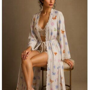 Valerie Stevens Intimates Robe Sheer Lavendar Floral Butterflies Lace Womens L